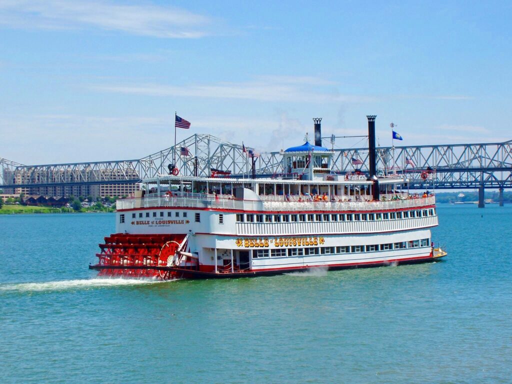 Belle of Louisville, Riverboat